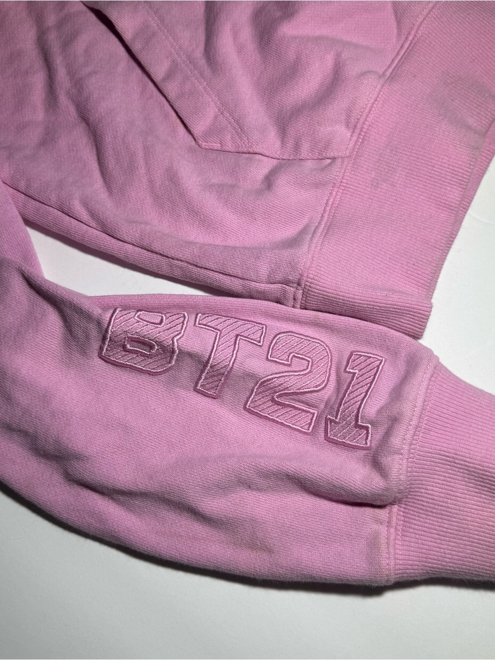 COOKY (Jungkook) BTS Hoodie Zip-up Pink Size Medium “BT21" Rare - Picture 5 of 9